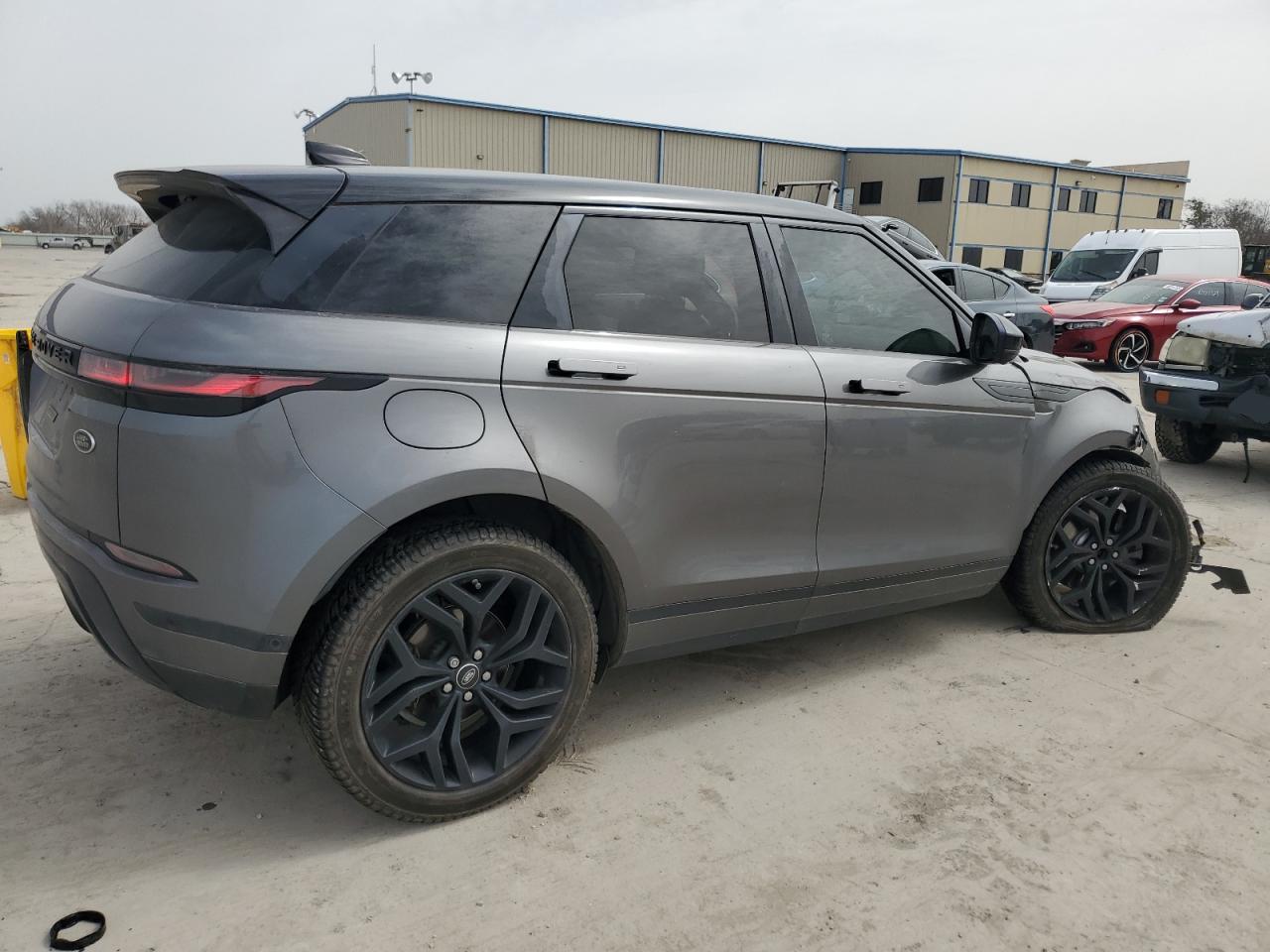 2020 Land Rover Range Rover - Image 3
