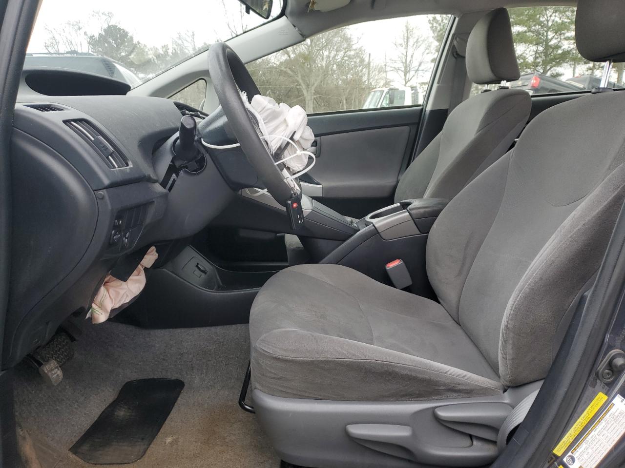 2015 Toyota Prius - Image 7