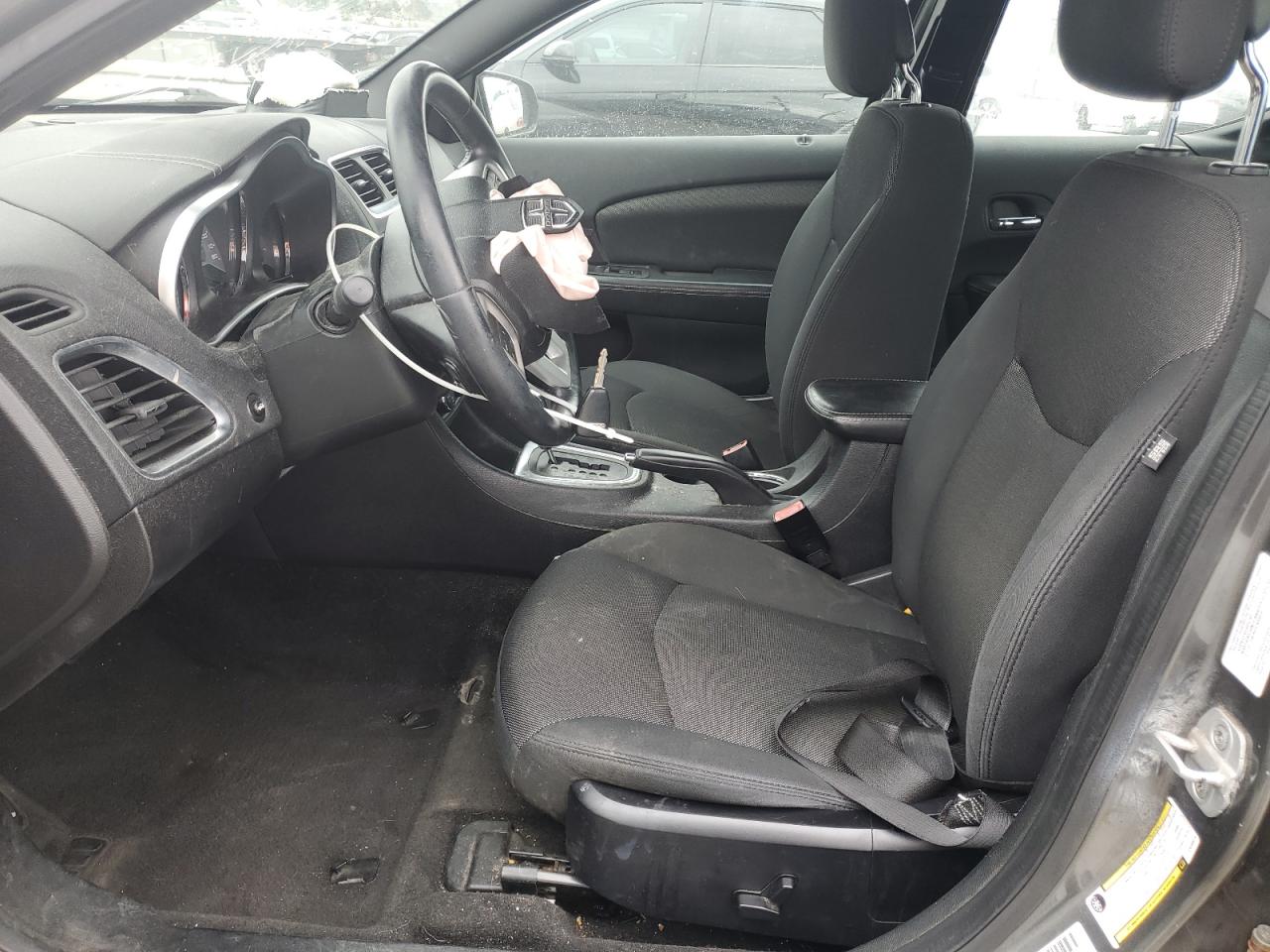 2012 Dodge Avenger - Image 7