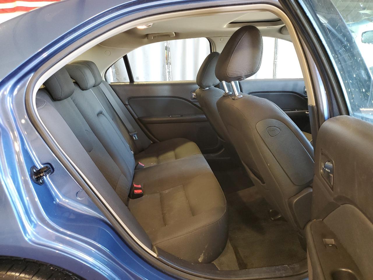 2010 Ford Fusion - Image 10