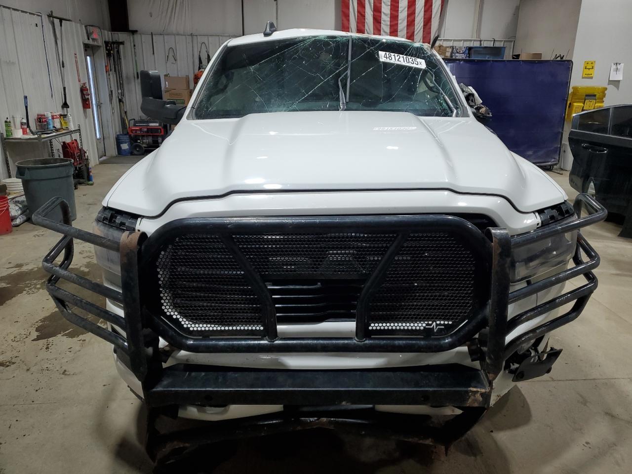 2022 RAM 3500 - Image 5