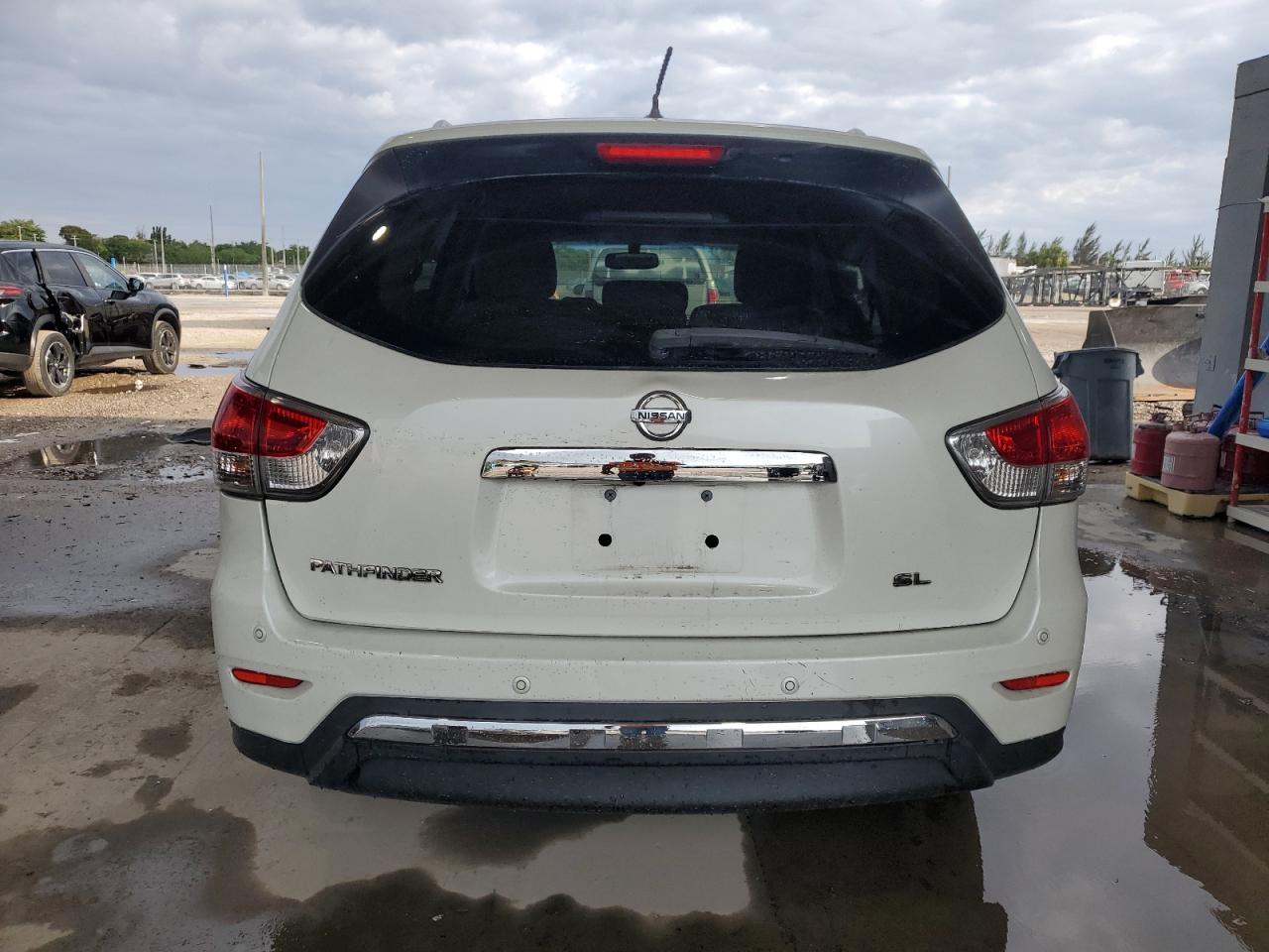 2015 Nissan Pathfinder - Image 6