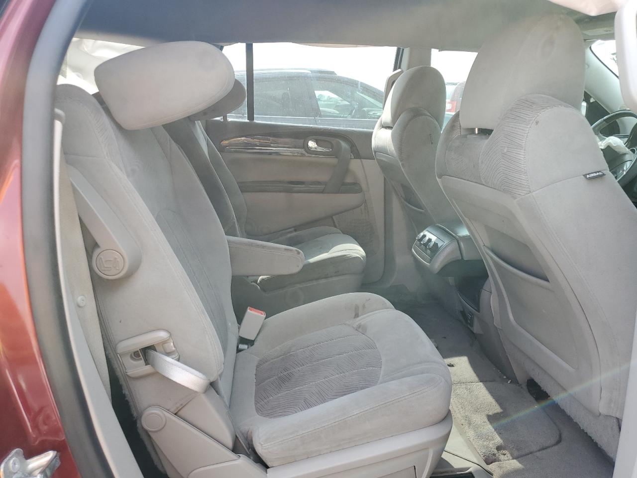 2015 Buick Enclave - Image 10