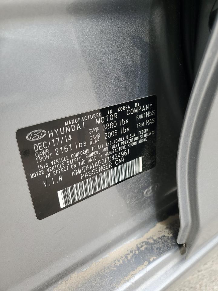 2015 Hyundai Elantra - Image 14
