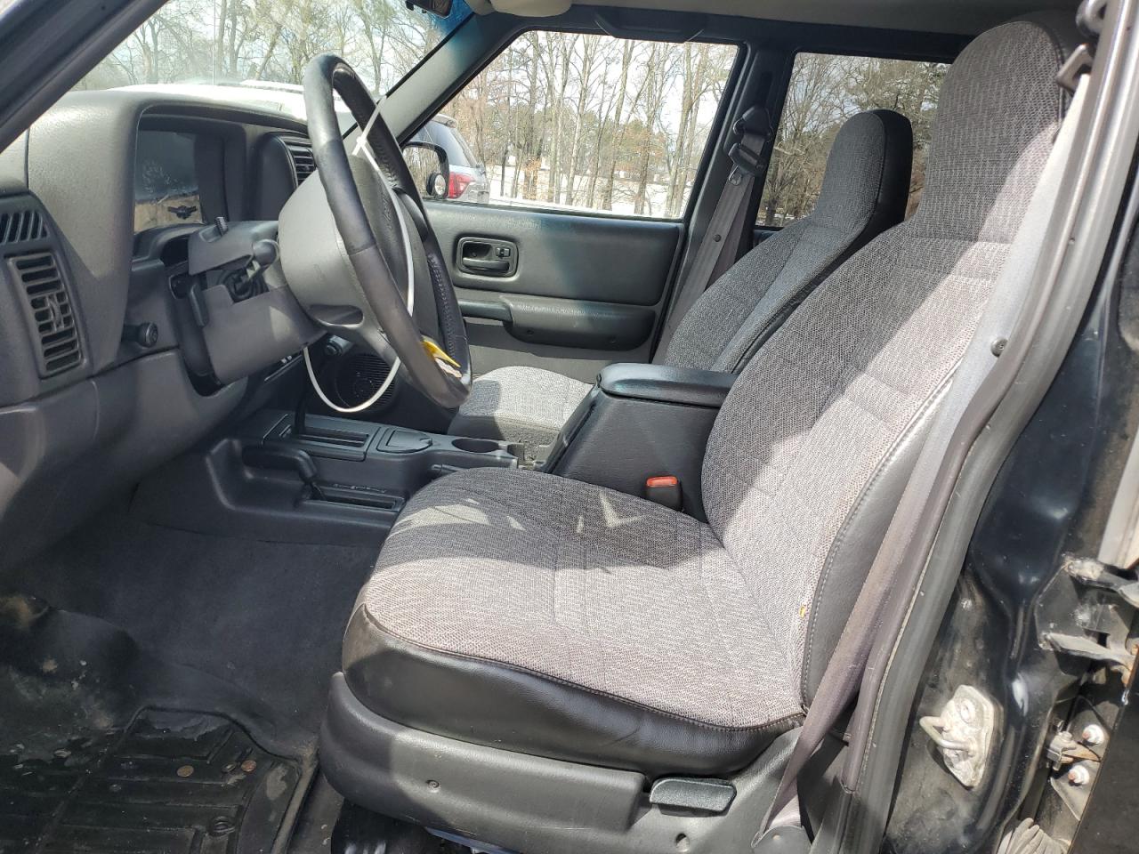 1999 Jeep Grand Cherokee - Image 7