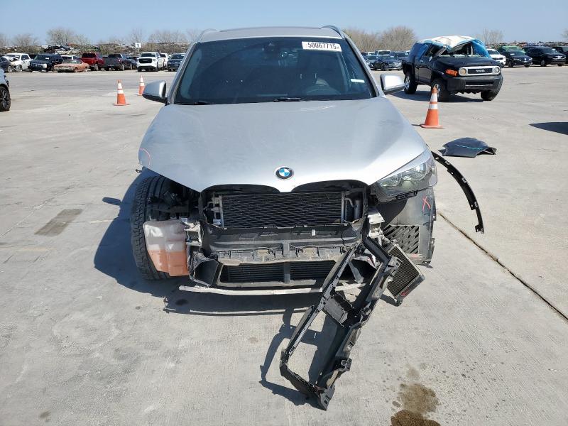  BMW X1 2020 Srebrny