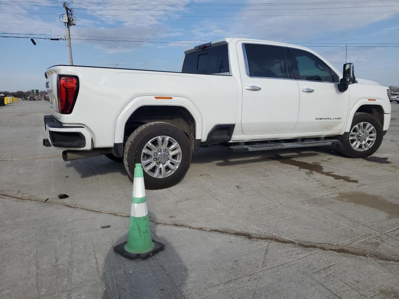 2021 GMC Sierra - Image 3