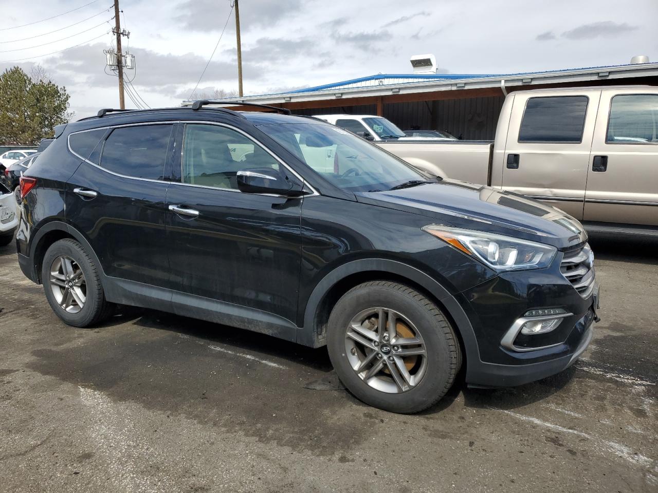 2017 Hyundai Santa Fe - Image 4