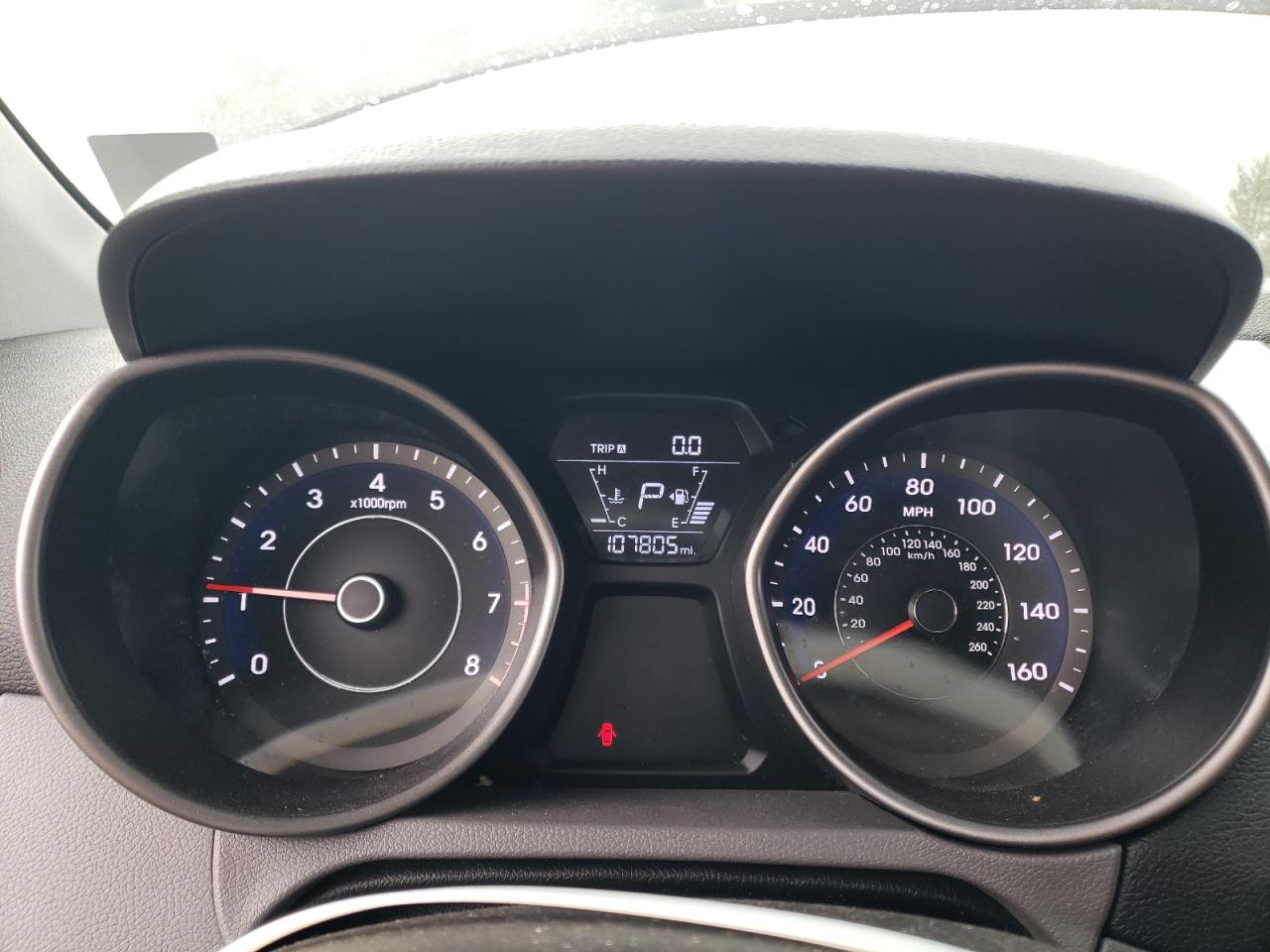 2016 Hyundai Elantra - Image 9