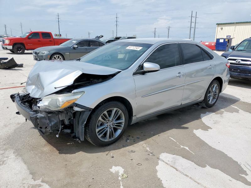  TOYOTA CAMRY 2015 Srebrny