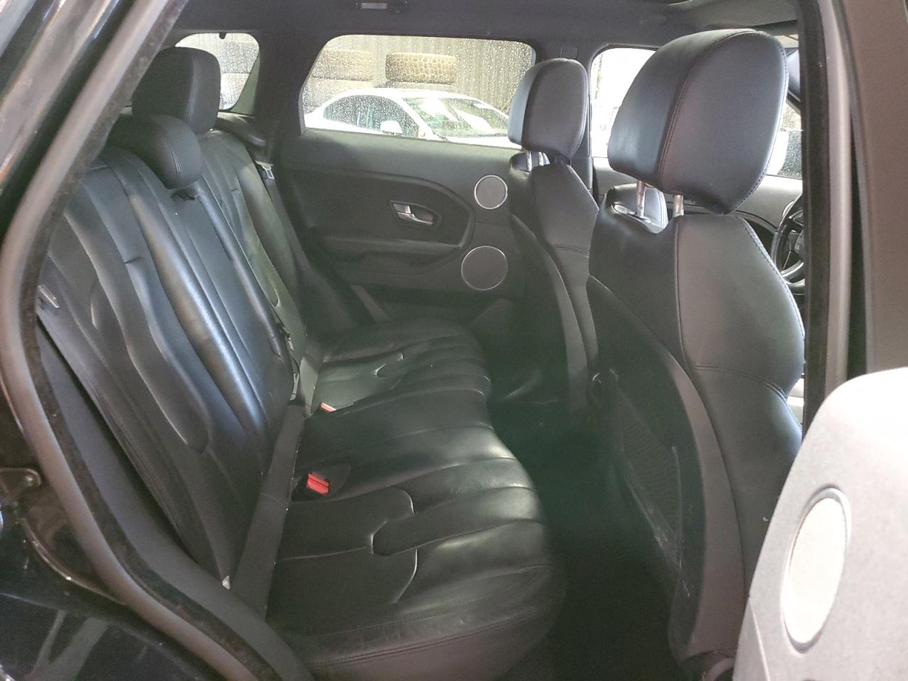 2015 Land Rover Range Rover - Image 11