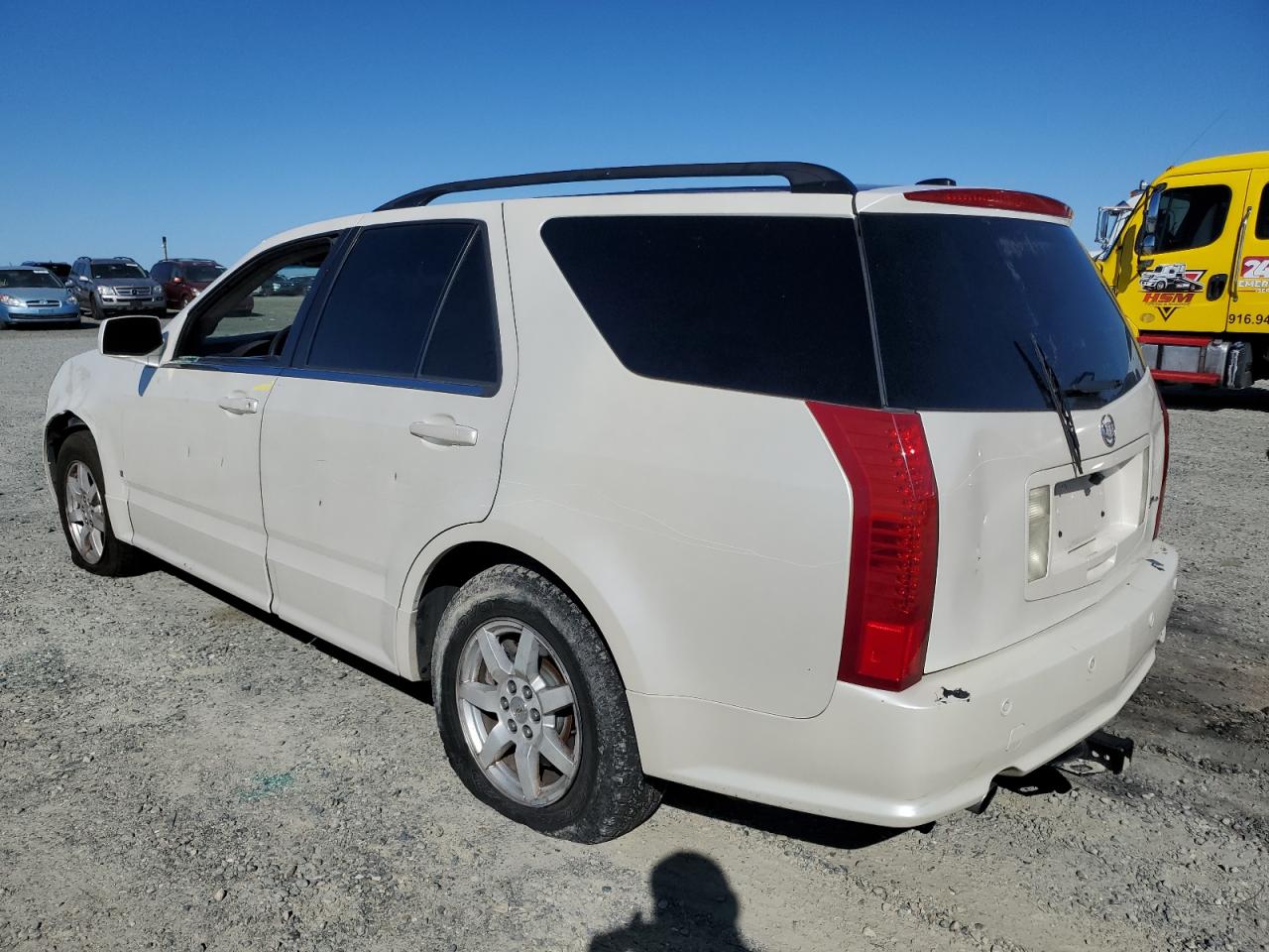2007 Cadillac SRX - Image 2