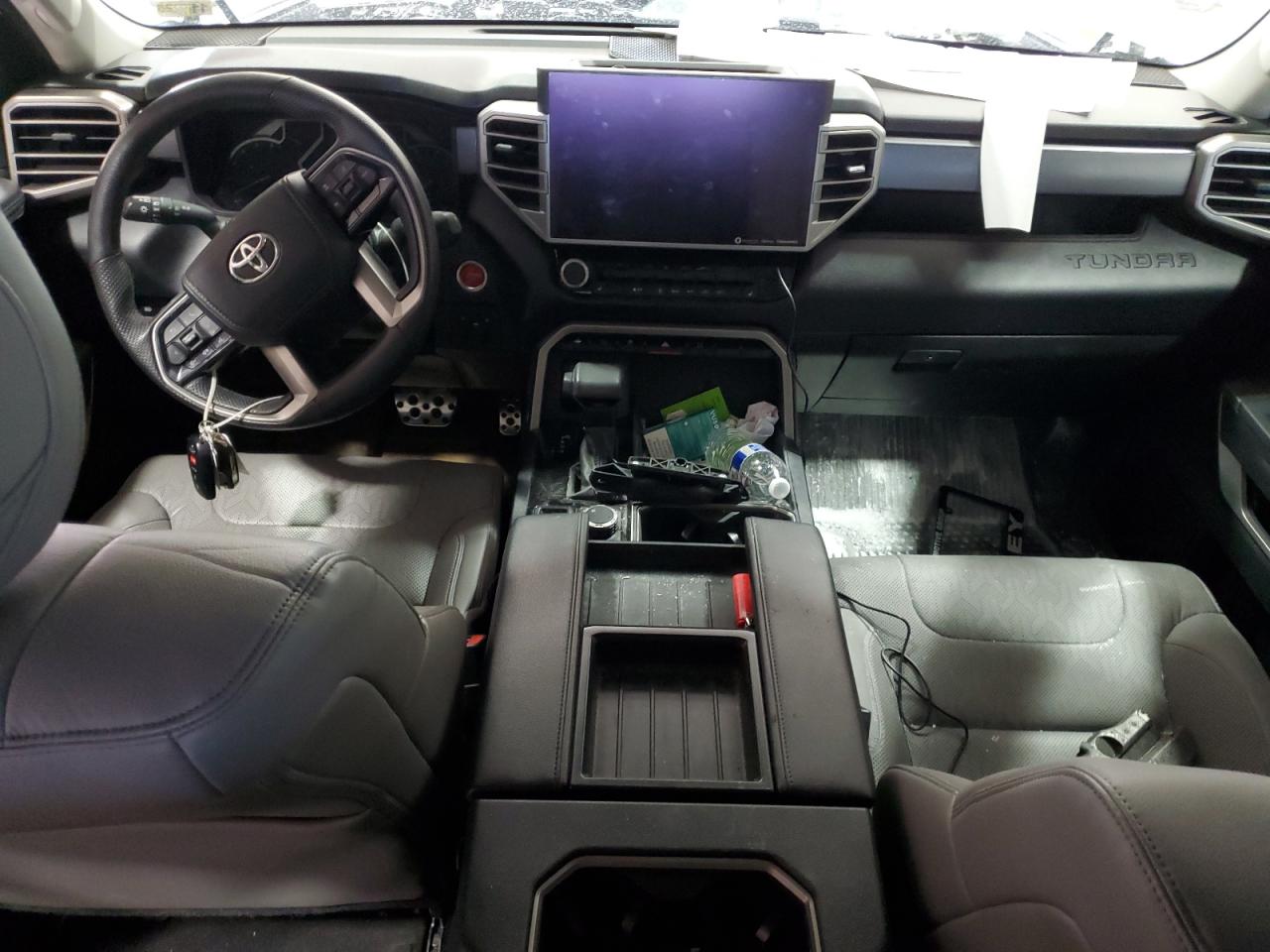 2022 Toyota Tundra - Image 8