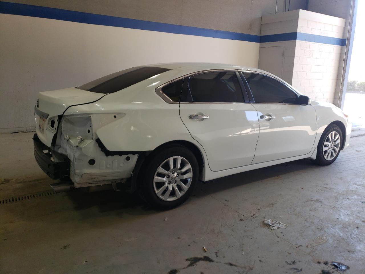 2018 Nissan Altima - Image 3