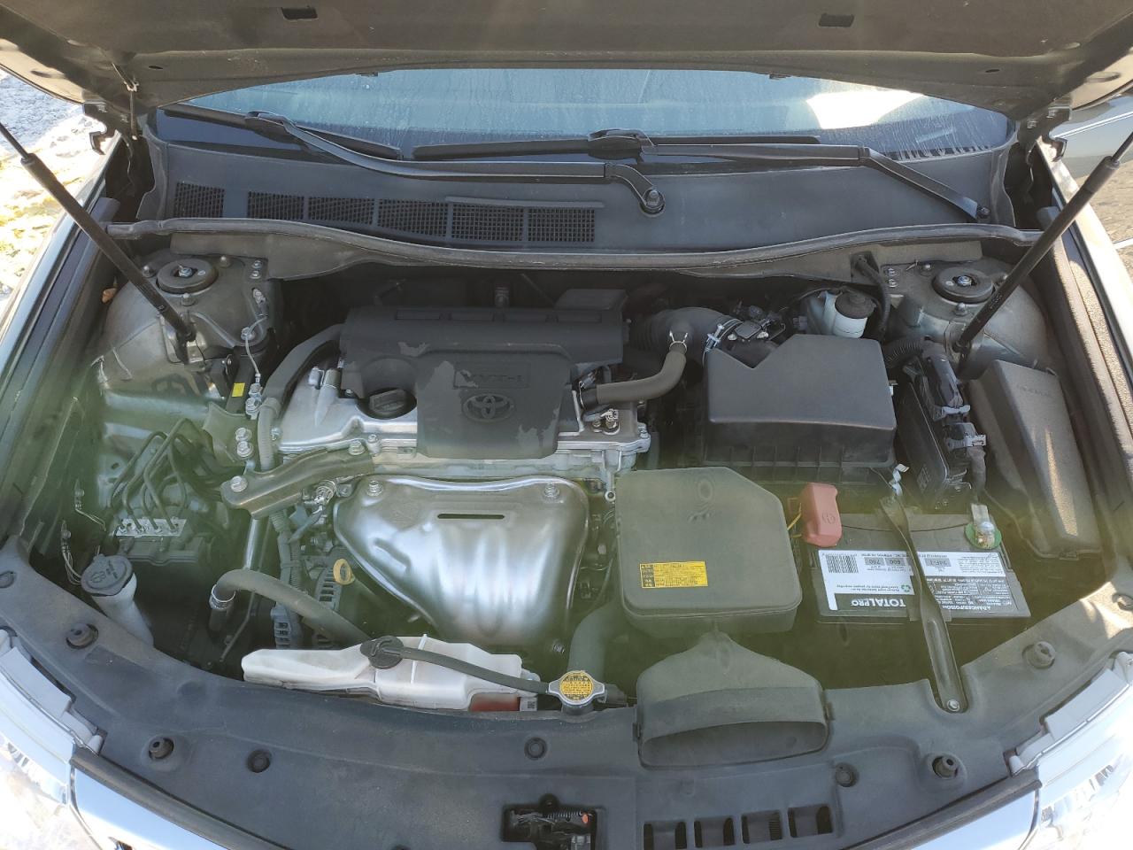2012 Toyota Camry - Image 11