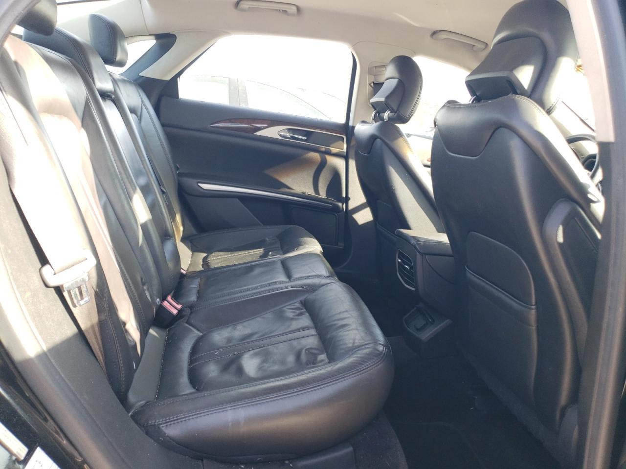 2013 Lincoln MKZ - Image 10