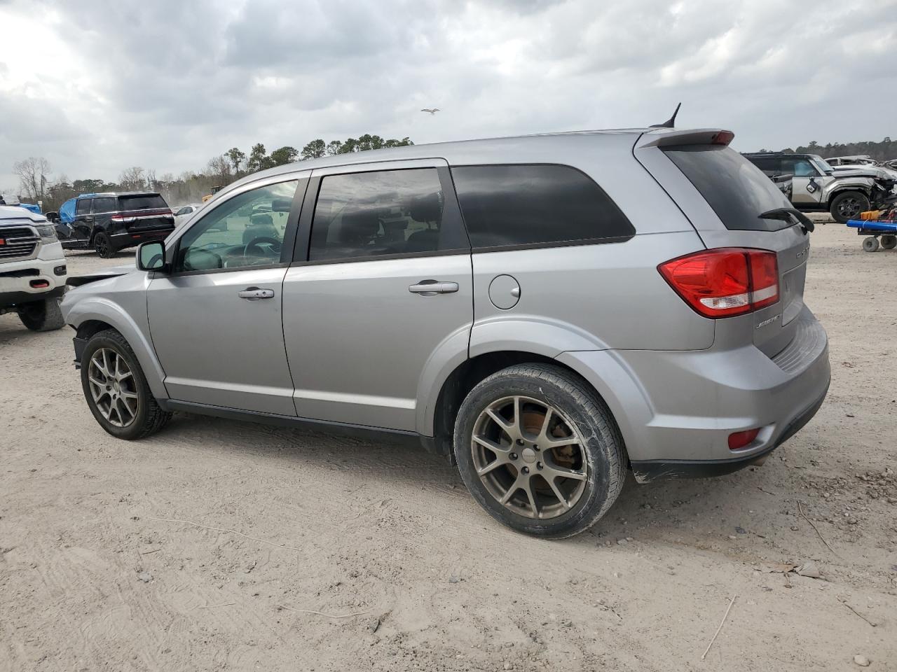 2016 Dodge Journey - Image 2