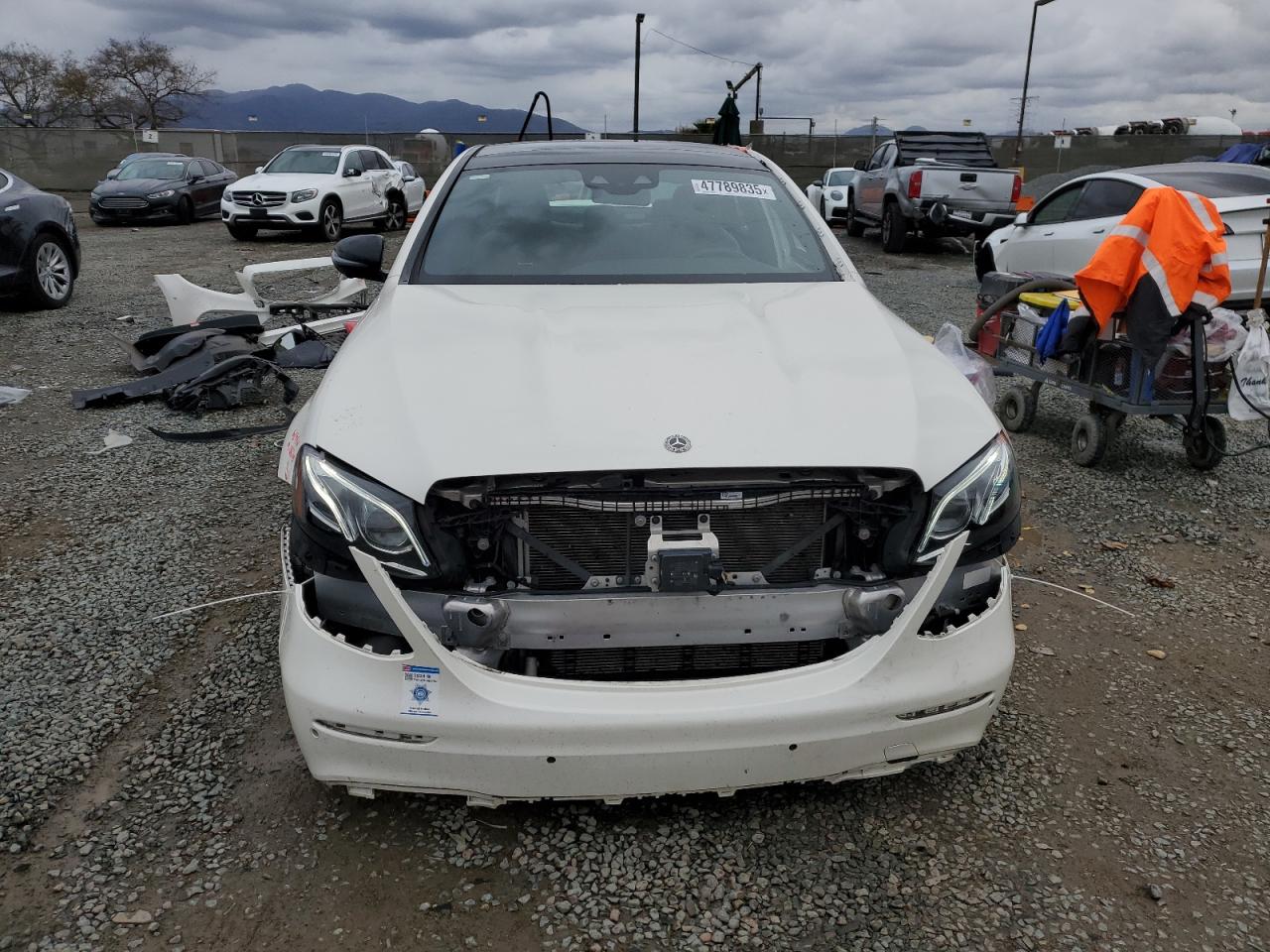 2019 Mercedes-Benz E-klasse - Image 5