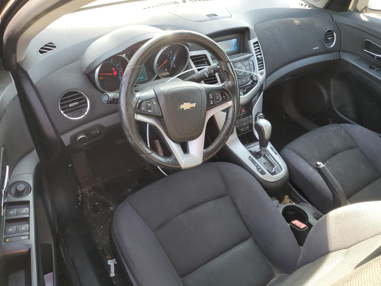 2013 Chevrolet Cruze - Image 8