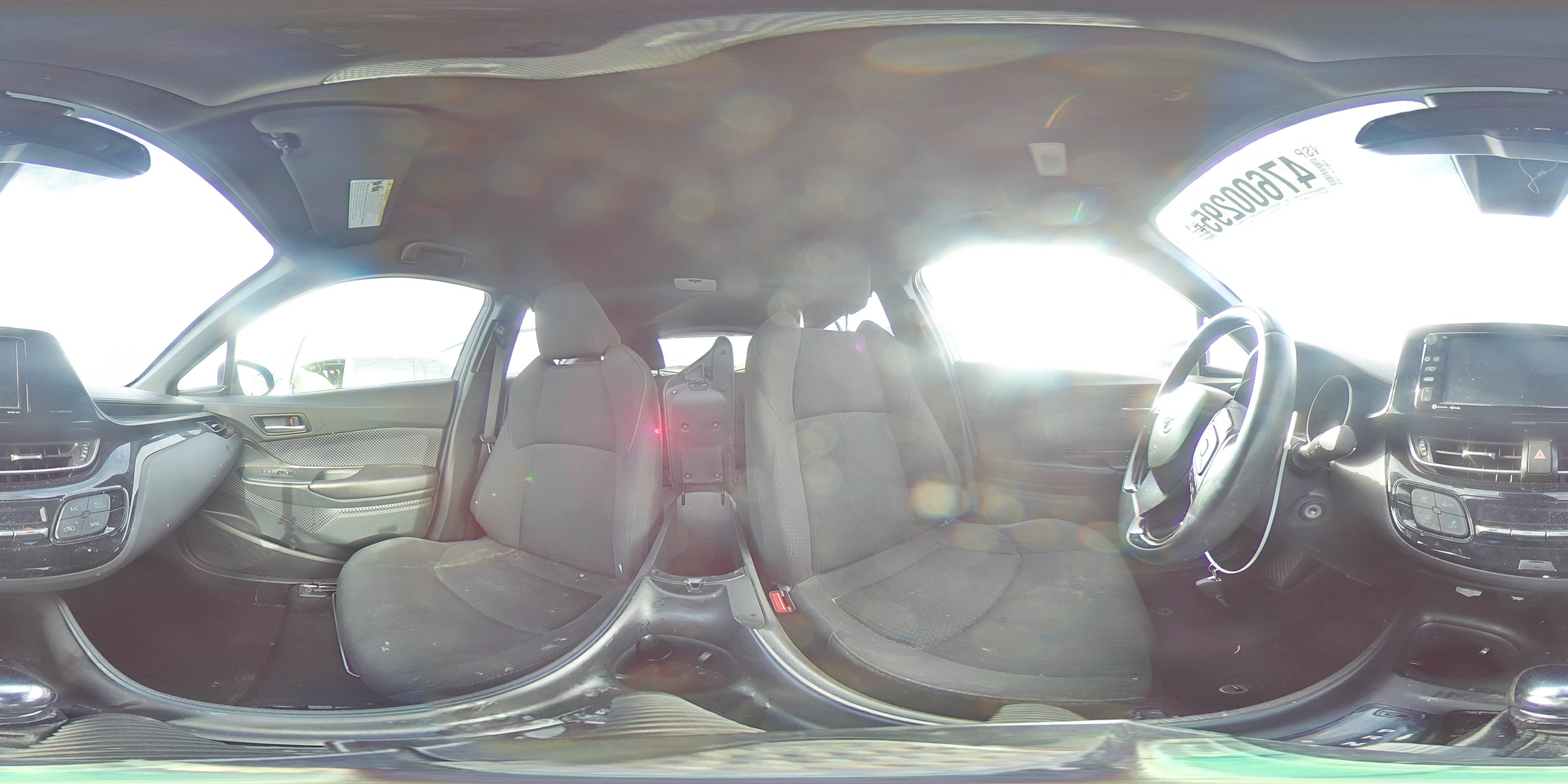 2018 Toyota C-HR - Image 12