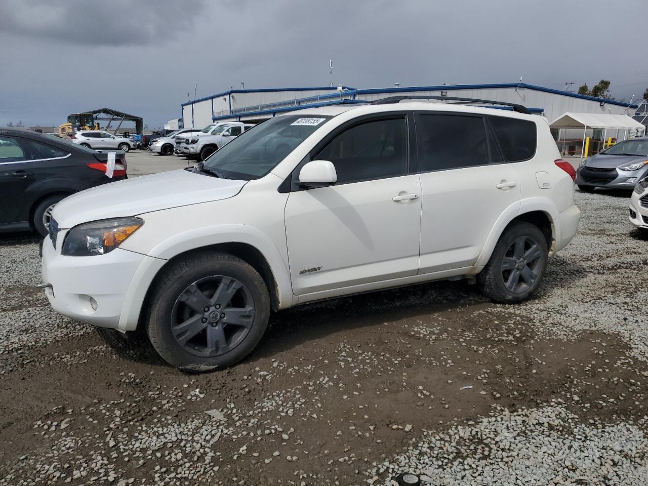 2007 Toyota RAV 4 - Image 1