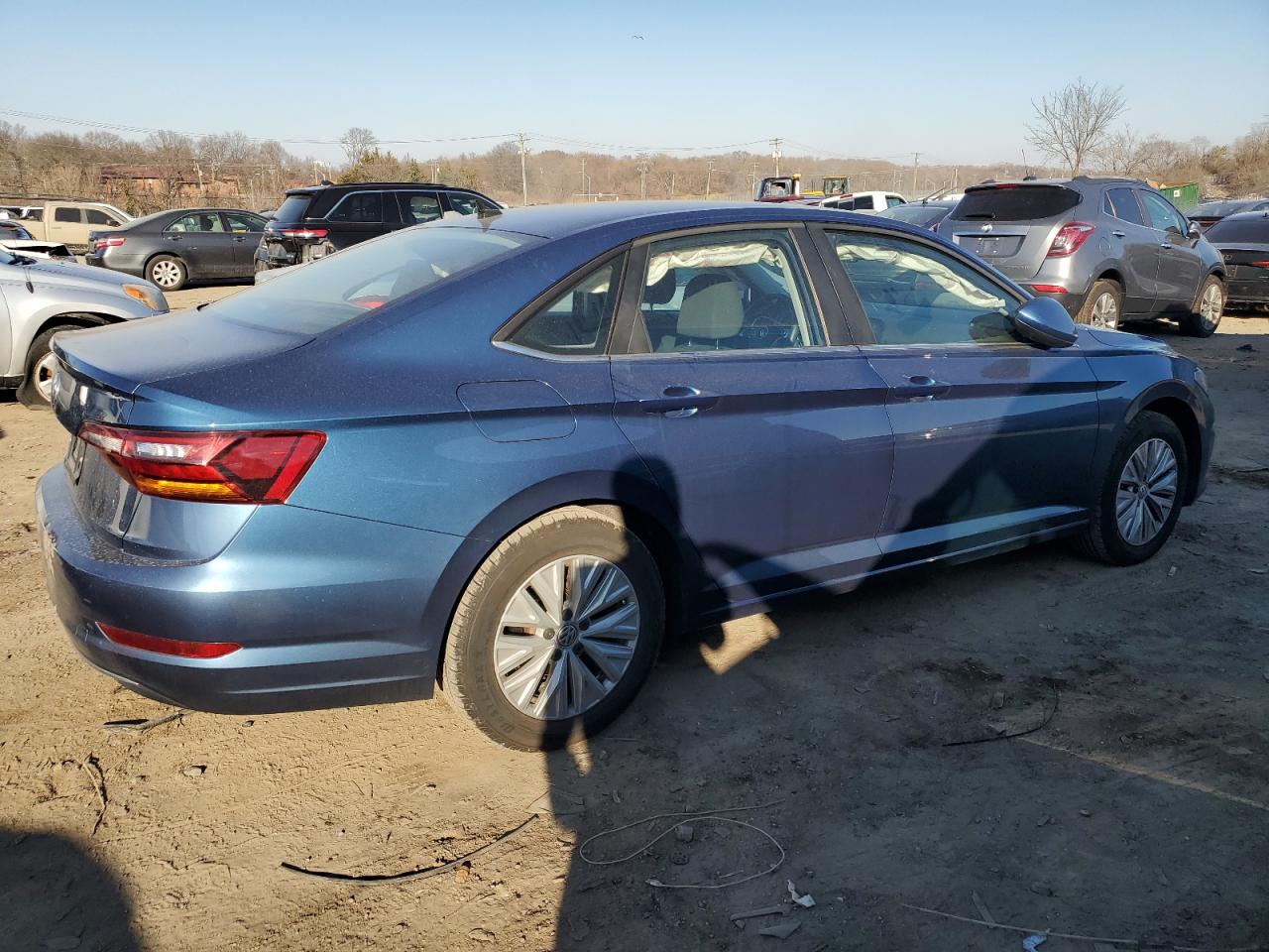 2019 Volkswagen Jetta - Image 3