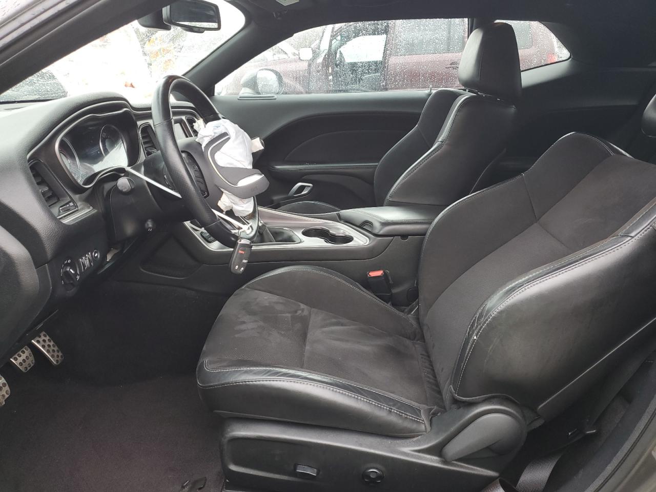 2019 Dodge Challenger - Image 7