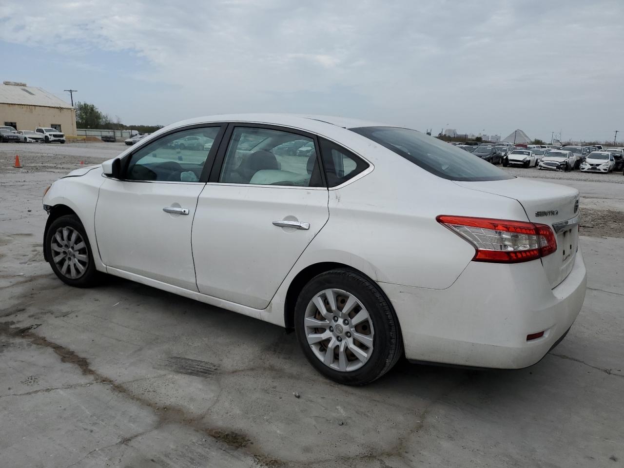 2014 Nissan Sentra - Image 2