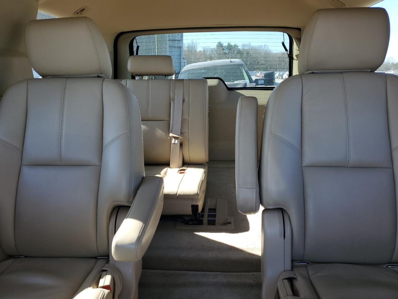 2013 Chevrolet Tahoe - Image 10