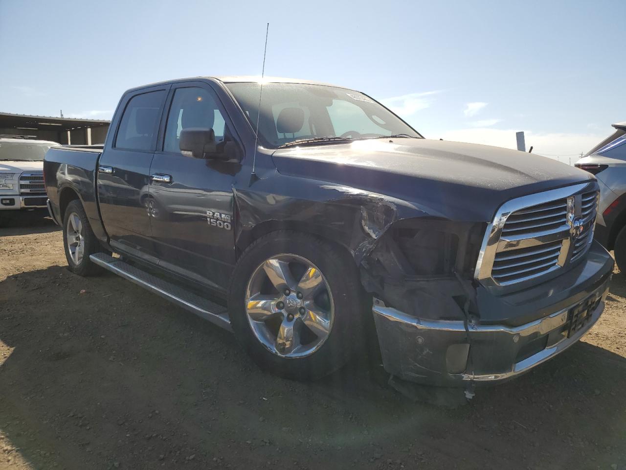 2015 RAM 1500 - Image 4