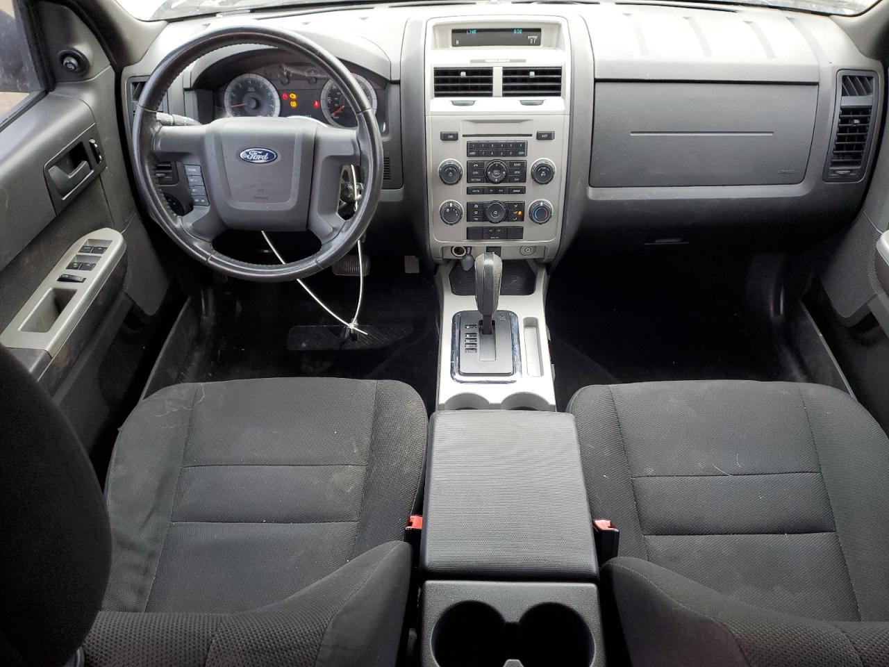 2009 Ford Escape - Image 8