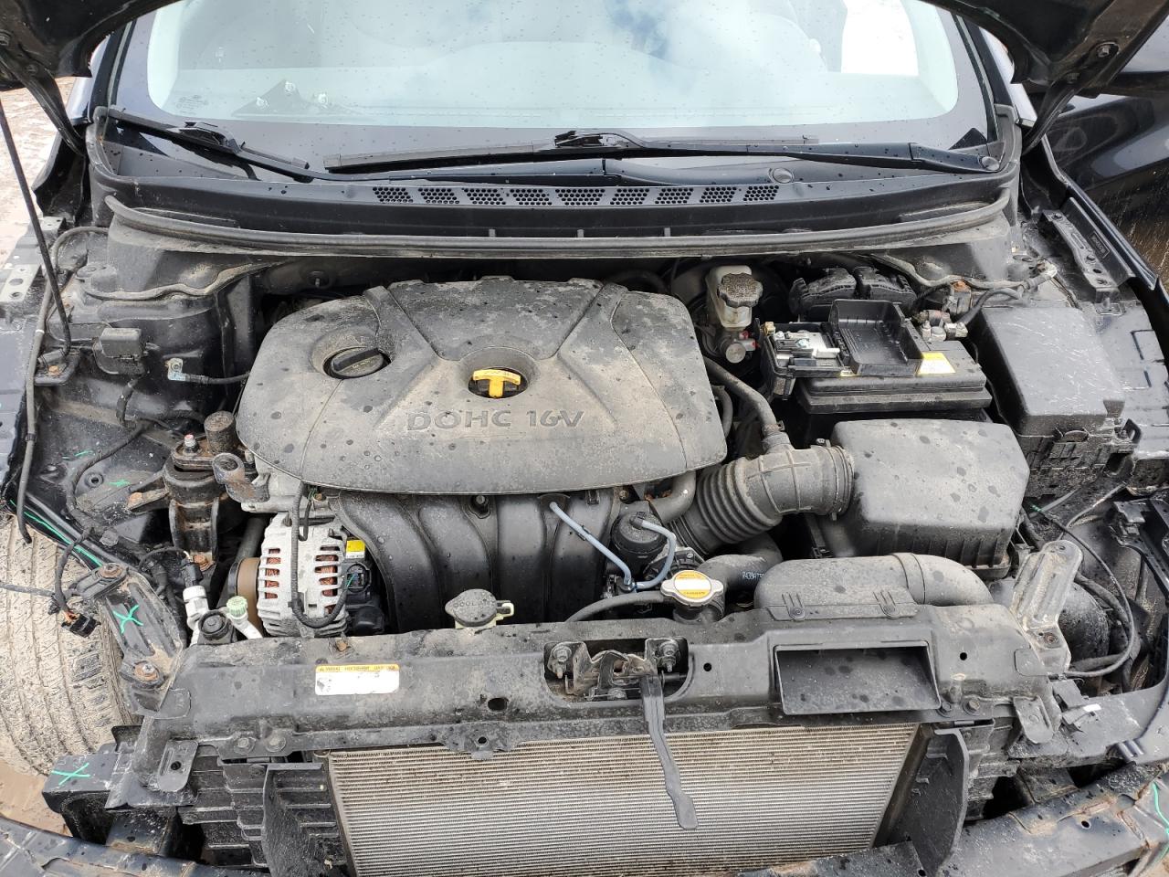 2012 Hyundai Elantra - Image 12