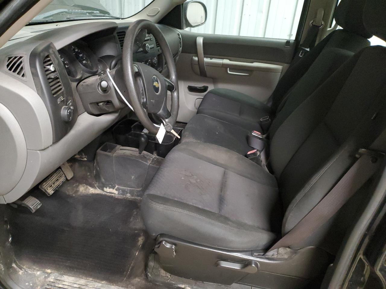 2010 Chevrolet Silverado - Image 7