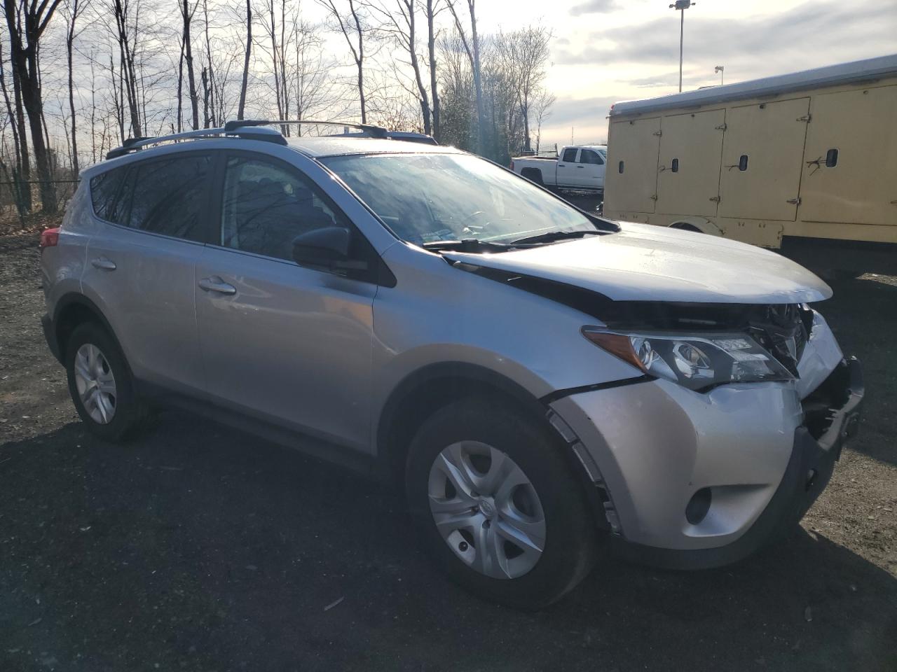 2015 Toyota RAV 4 - Image 4