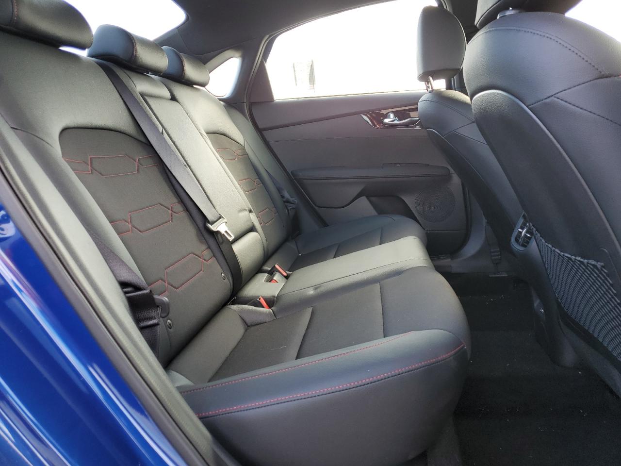 2024 Kia Forte - Image 10
