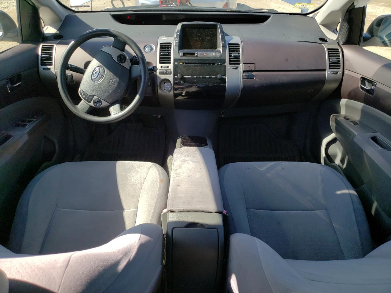 2005 Toyota Prius - Image 8
