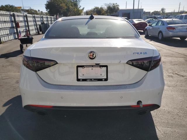  ALFA ROMEO GIULIA SPR 2024 Білий