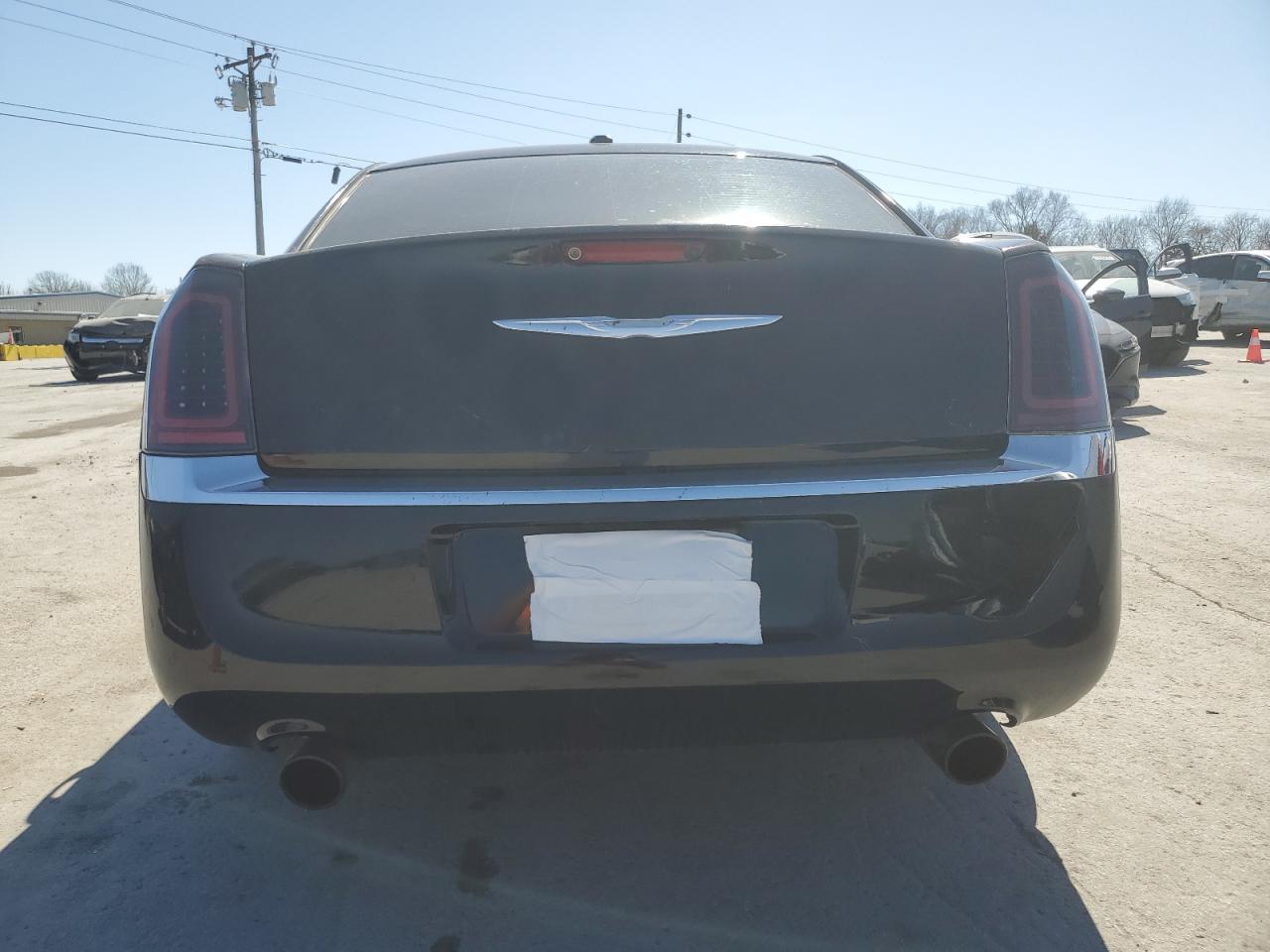 2011 Chrysler 300 - Image 6
