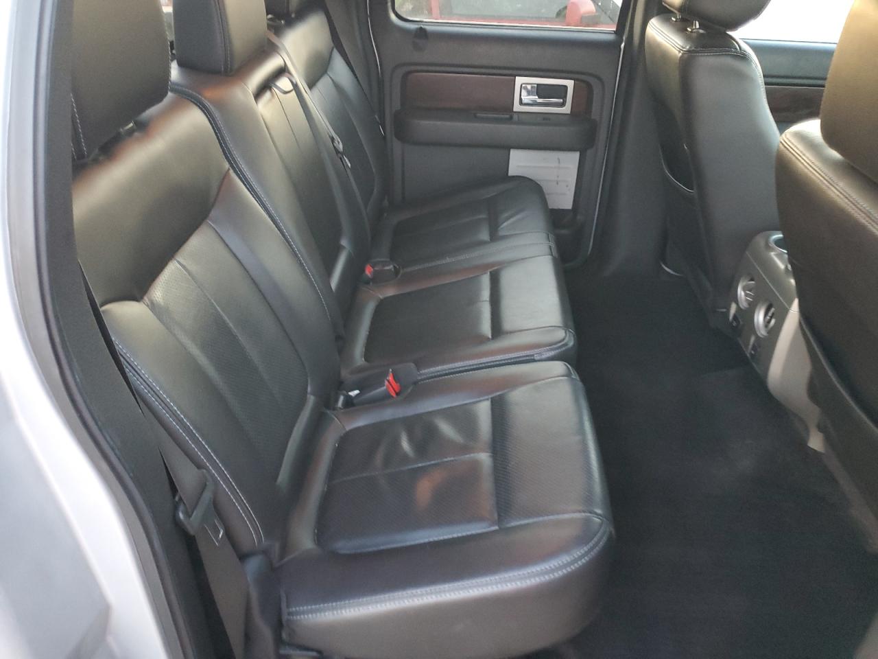 2012 Ford F-150 - Image 10