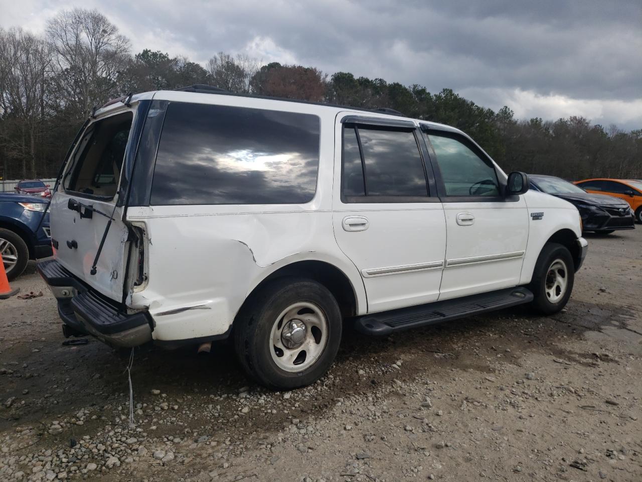 2000 Ford Expedition - Image 3