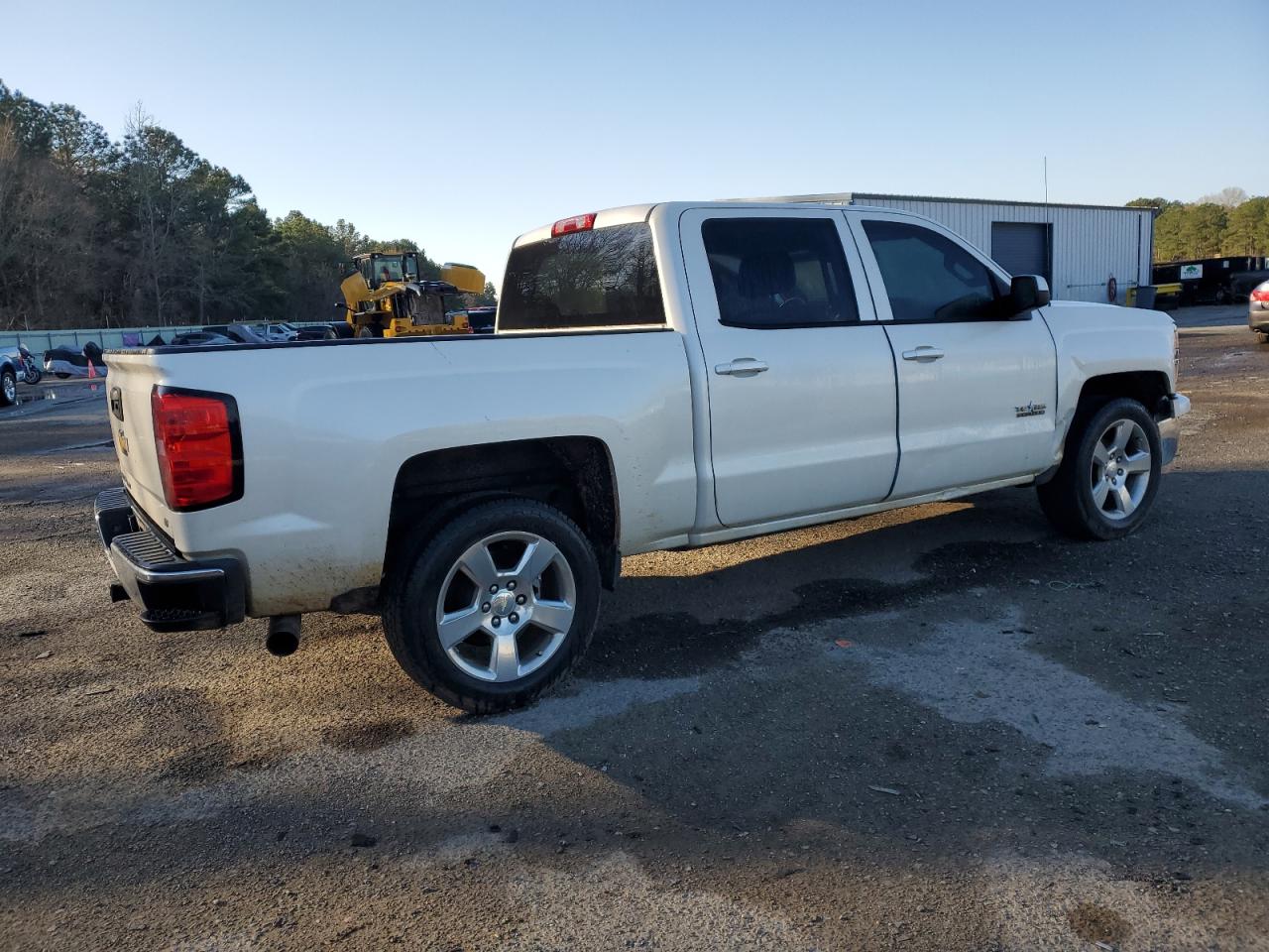 2014 Chevrolet Silverado - Image 3