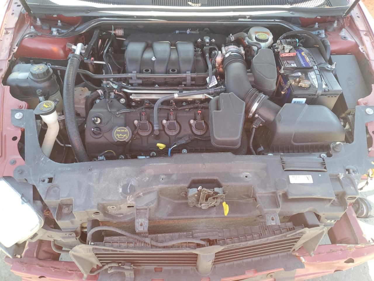 2015 Ford Taurus - Image 11