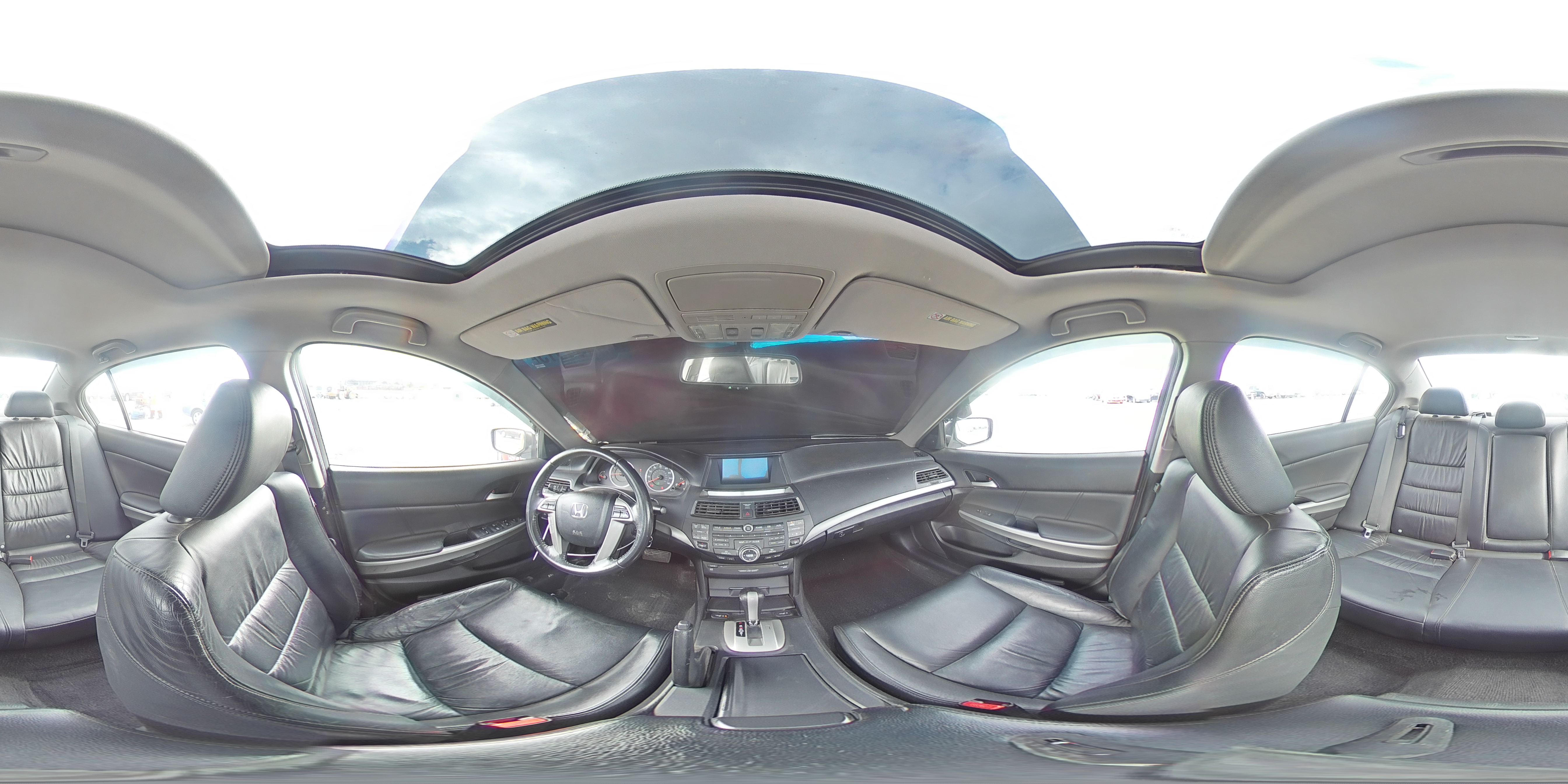 2010 Honda Accord - Image 12