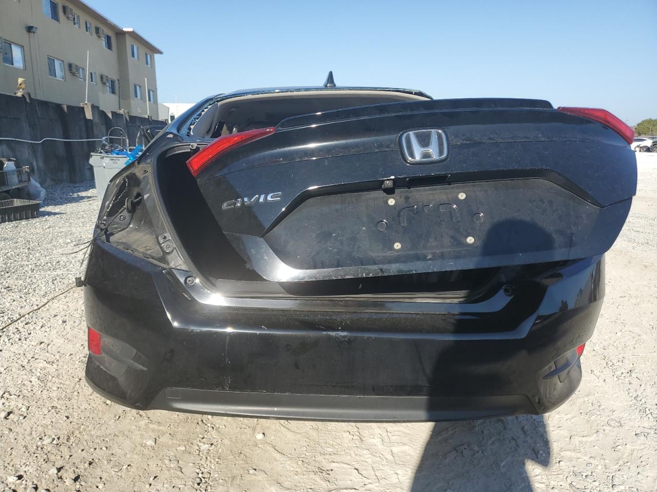 2018 Honda Civic - Image 6