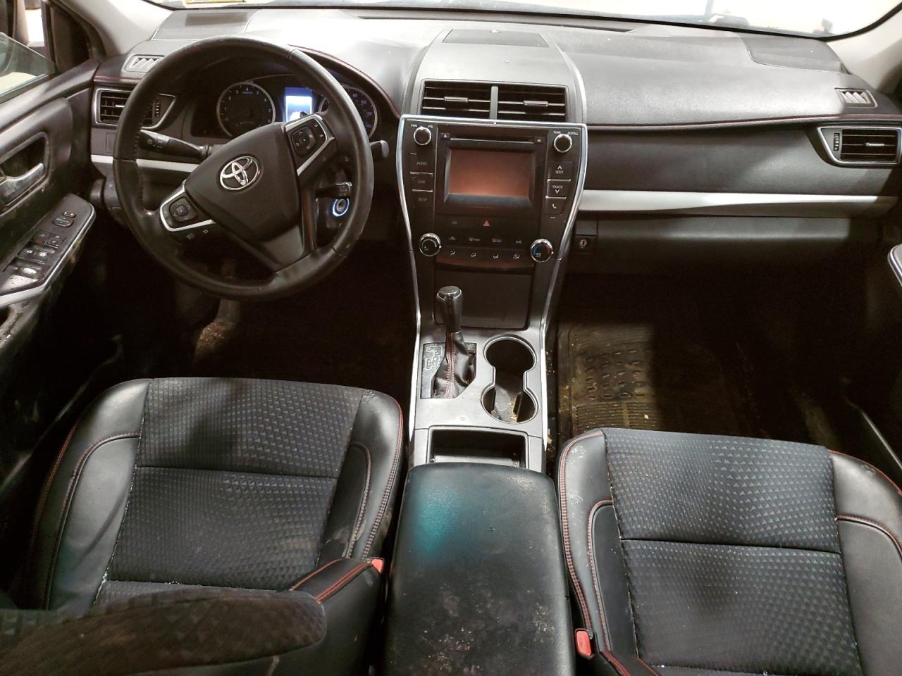 2015 Toyota Camry - Image 8