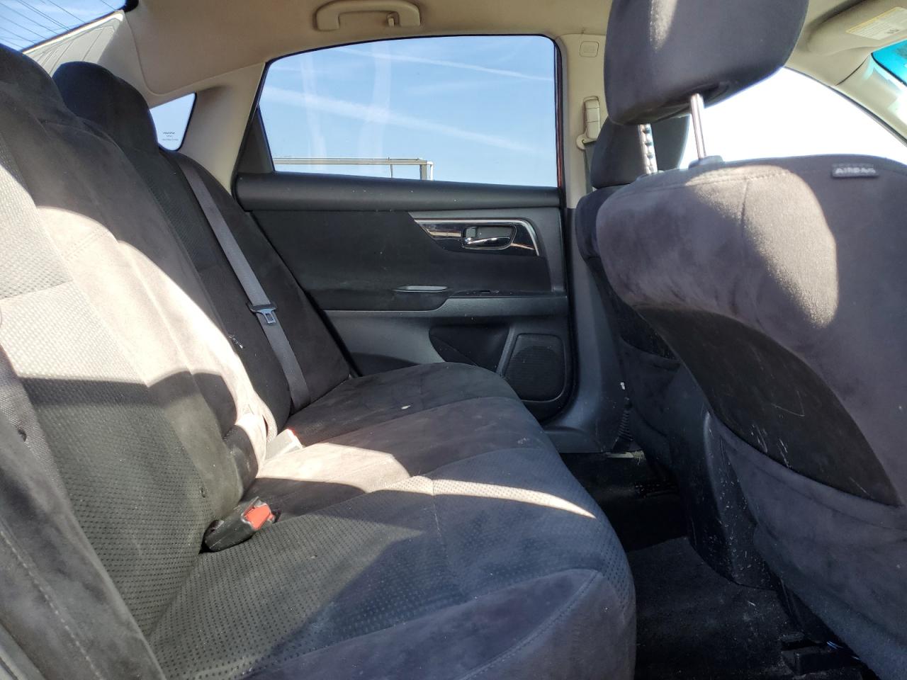 2014 Nissan Altima - Image 10