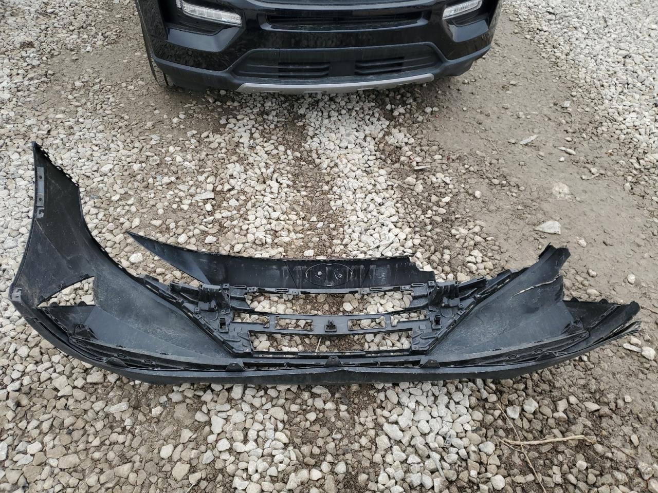 2021 Hyundai Elantra - Image 12