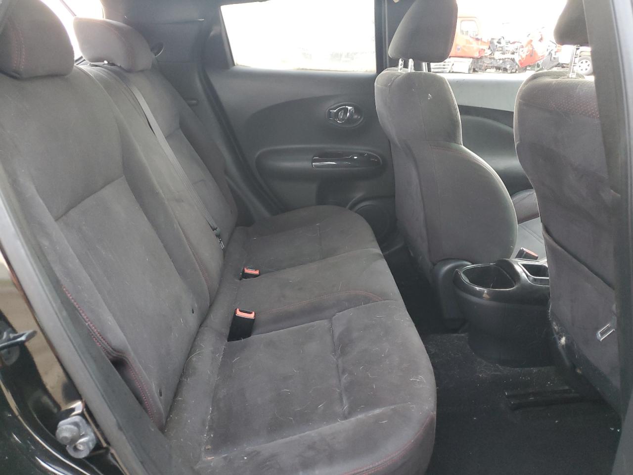 2015 Nissan Juke S VIN: JN8AF5MV6FT560817 Lot: 47067485