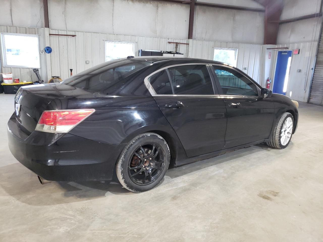 2009 Honda Accord - Image 3