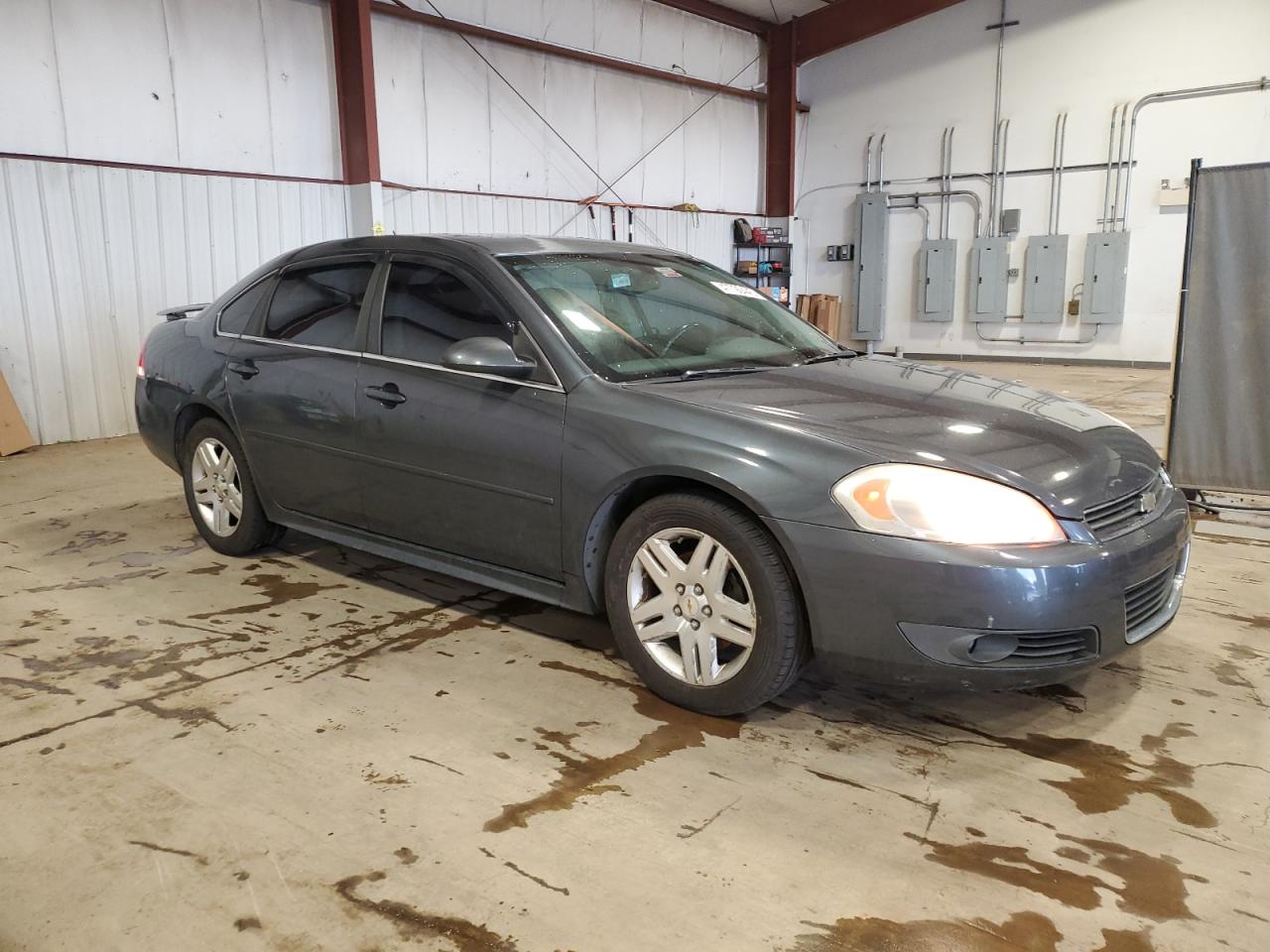 2010 Chevrolet Impala - Image 4